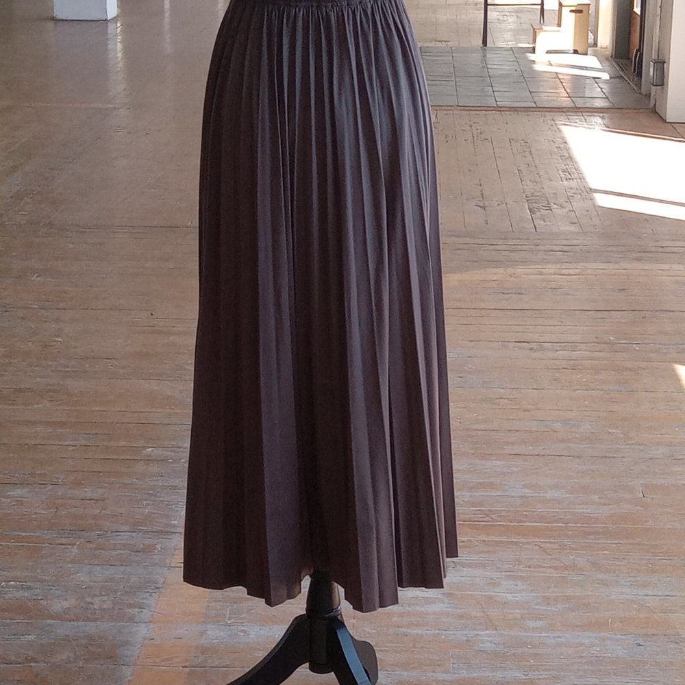 Anthropologie Moon River brown pleated midi skirt - Picture 8 of 8